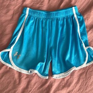 Women’s Under Armour Size Medium